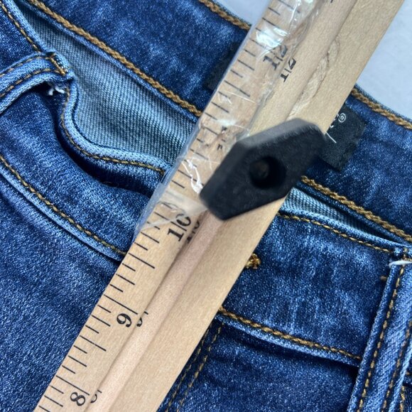 Judy Blue Jeans Womens 32x28* Boyfriend Mid Rise Blue Faded Stretch Denim Tag 30 - Picture 15 of 16